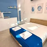 Damasa House 3*
