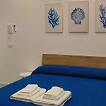 Damasa House 3*